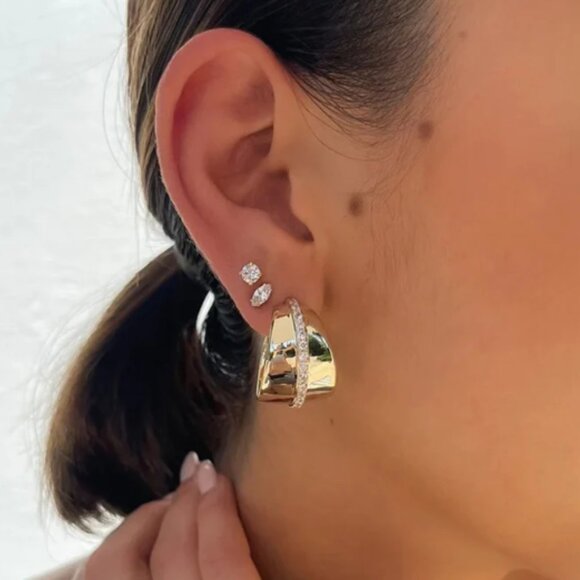 NWT Melinda Maria She's So Smooth Pave Hoop Earings - Picture 3 of 7